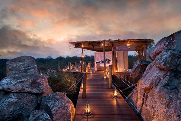 Viajes en Pareja Tinyeleti Treehouse